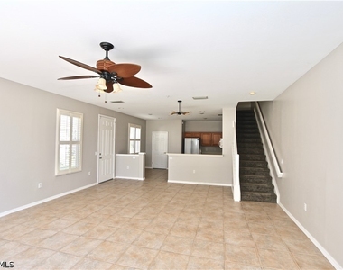 1055 Albany Court - Photo Thumbnail 17