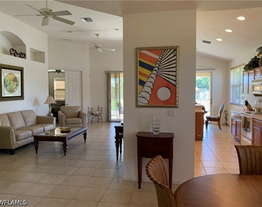 6839 Ascot Drive - Photo Thumbnail 4