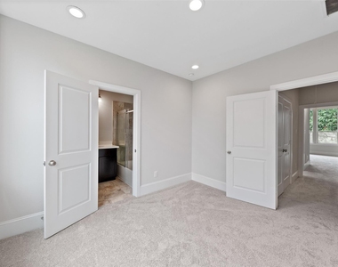 1823 Drew Street - Photo Thumbnail 22