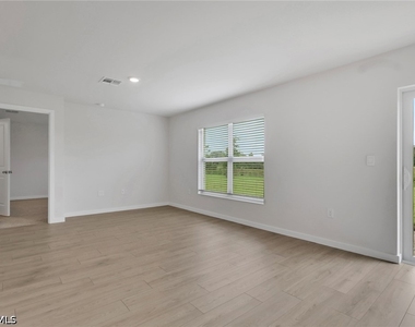 533 Ilaria Court - Photo Thumbnail 12