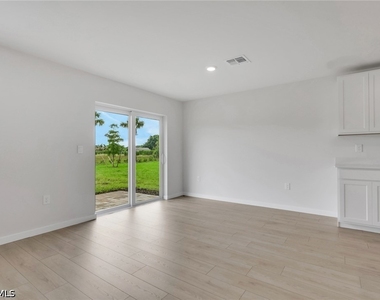 533 Ilaria Court - Photo Thumbnail 10