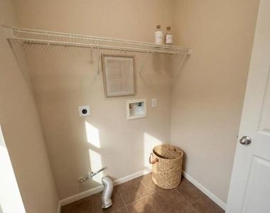 21522 Pointed Oak Lane - Photo Thumbnail 13