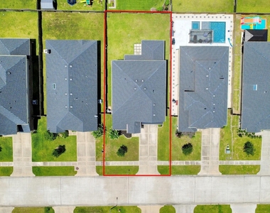 1567 Harvest Vine Court - Photo Thumbnail 14