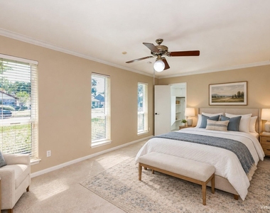 2815 Manila Lane - Photo Thumbnail 8