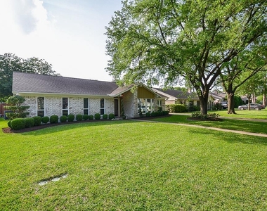 2815 Manila Lane - Photo Thumbnail 1