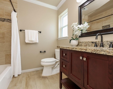 2815 Manila Lane - Photo Thumbnail 33