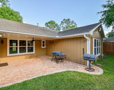 2815 Manila Lane - Photo Thumbnail 27