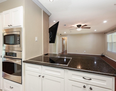 2815 Manila Lane - Photo Thumbnail 38