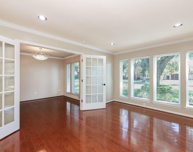 2815 Manila Lane - Photo Thumbnail 43