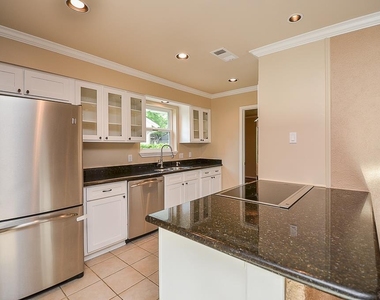 2815 Manila Lane - Photo Thumbnail 13
