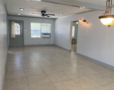 1339 Idylwild Street - Photo Thumbnail 16