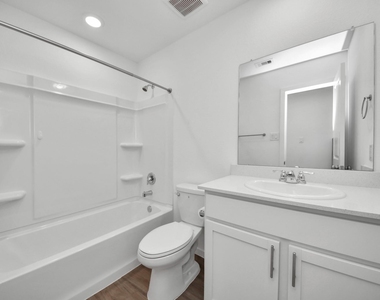 2111 Hyde Acres Street - Photo Thumbnail 8