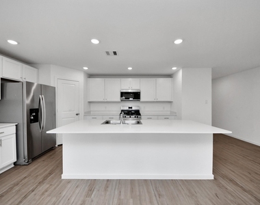 2111 Hyde Acres Street - Photo Thumbnail 14