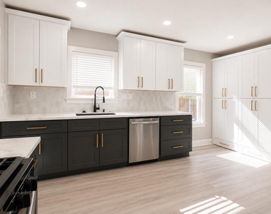 3020 Arbor Street - Photo Thumbnail 5