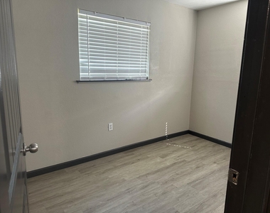 2708 County Road 686 - Photo Thumbnail 6