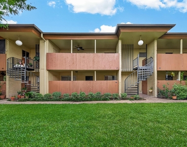 7714 Renwick Drive - Photo Thumbnail 2
