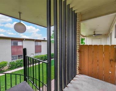7714 Renwick Drive - Photo Thumbnail 5