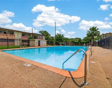 7714 Renwick Drive - Photo Thumbnail 25