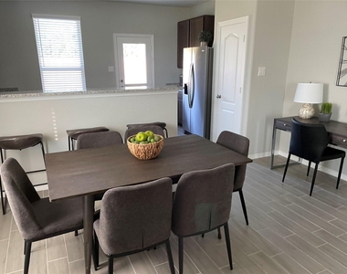 25484 Northpark Lake Drive - Photo Thumbnail 8