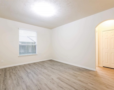 12346 Dona Lane - Photo Thumbnail 6