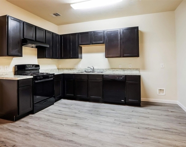 12346 Dona Lane - Photo Thumbnail 2