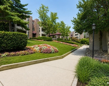 833 Main - Photo Thumbnail 1