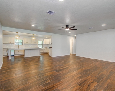 6930 S Oak Bend Drive - Photo Thumbnail 5