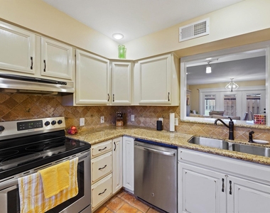1953 Stoney Brook Drive - Photo Thumbnail 6