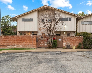 1953 Stoney Brook Drive - Photo Thumbnail 1