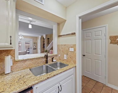 1953 Stoney Brook Drive - Photo Thumbnail 7