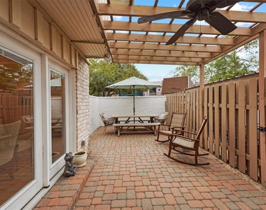 1953 Stoney Brook Drive - Photo Thumbnail 21