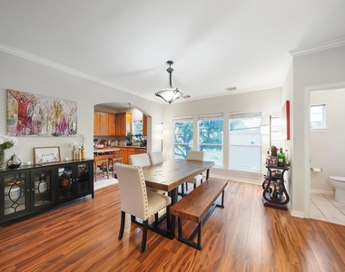 7106 Harmony Cove - Photo Thumbnail 8
