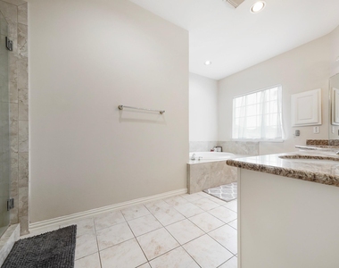 7106 Harmony Cove - Photo Thumbnail 13