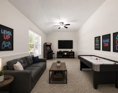 3422 Powell Way - Photo Thumbnail 17