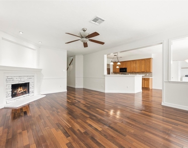 3422 Powell Way - Photo Thumbnail 15