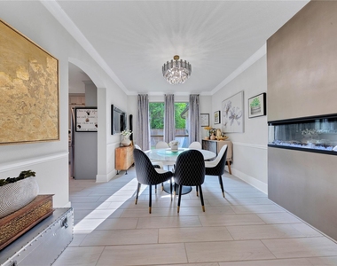 8826 Forest Side Drive - Photo Thumbnail 9