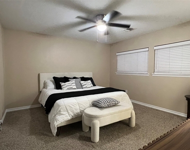 15138 Tresch Lane - Photo Thumbnail 6