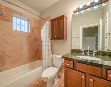 1616 Live Oak Street - Photo Thumbnail 9