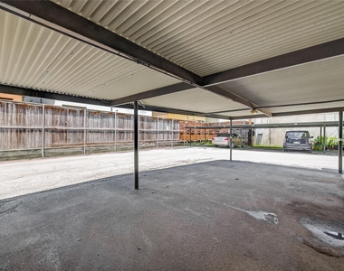 7714 Renwick Drive - Photo Thumbnail 31