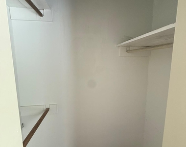 1406 Columbia Street - Photo Thumbnail 21