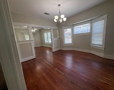 1406 Columbia Street - Photo Thumbnail 4