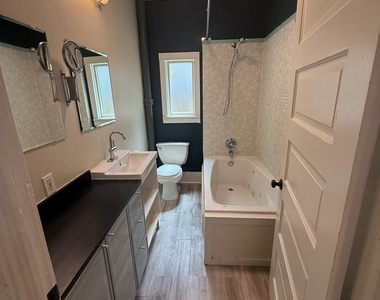 1406 Columbia Street - Photo Thumbnail 23
