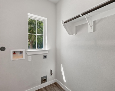 706 Santa Elena Trail - Photo Thumbnail 16