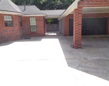21722 Tophill Drive - Photo Thumbnail 3