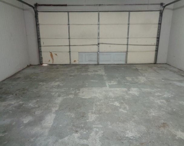 21722 Tophill Drive - Photo Thumbnail 48