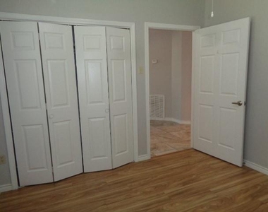 21722 Tophill Drive - Photo Thumbnail 5