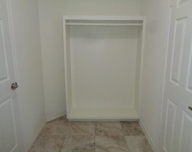 21722 Tophill Drive - Photo Thumbnail 15