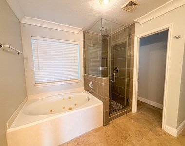 19207 Poplar Trails Lane - Photo Thumbnail 20