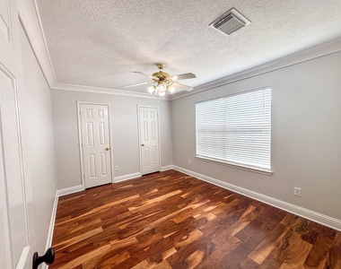 19207 Poplar Trails Lane - Photo Thumbnail 23