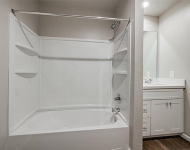 221 Park Place Circle - Photo Thumbnail 21